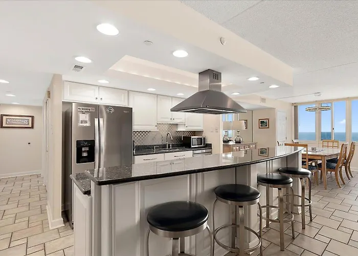 3 Bedroom Direct Oceanfront In Quay With Indoor & Outdoor Pools! Сasa de vacaciones