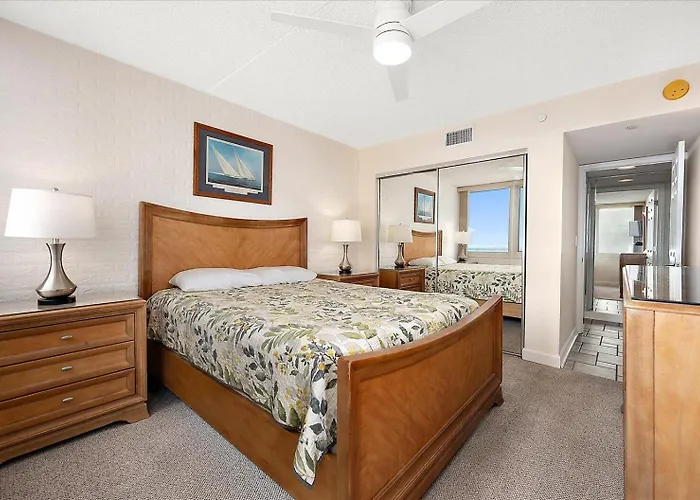 3 Bedroom Direct Oceanfront In Quay With Indoor & Outdoor Pools! Сasa de vacaciones *